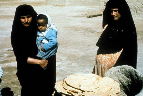 At that point, most farmers began giving the grain to their livestock and eating it themselves. Children got to like the pink bread. 