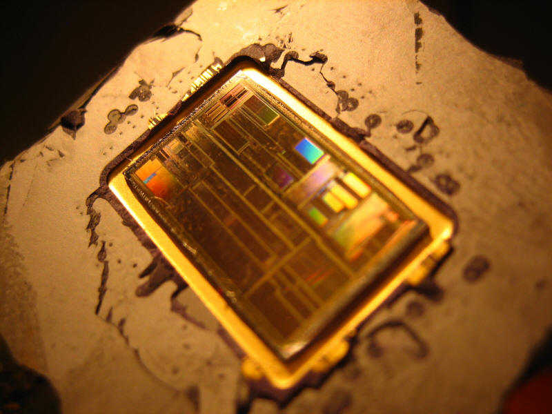 Precious metals in electronics